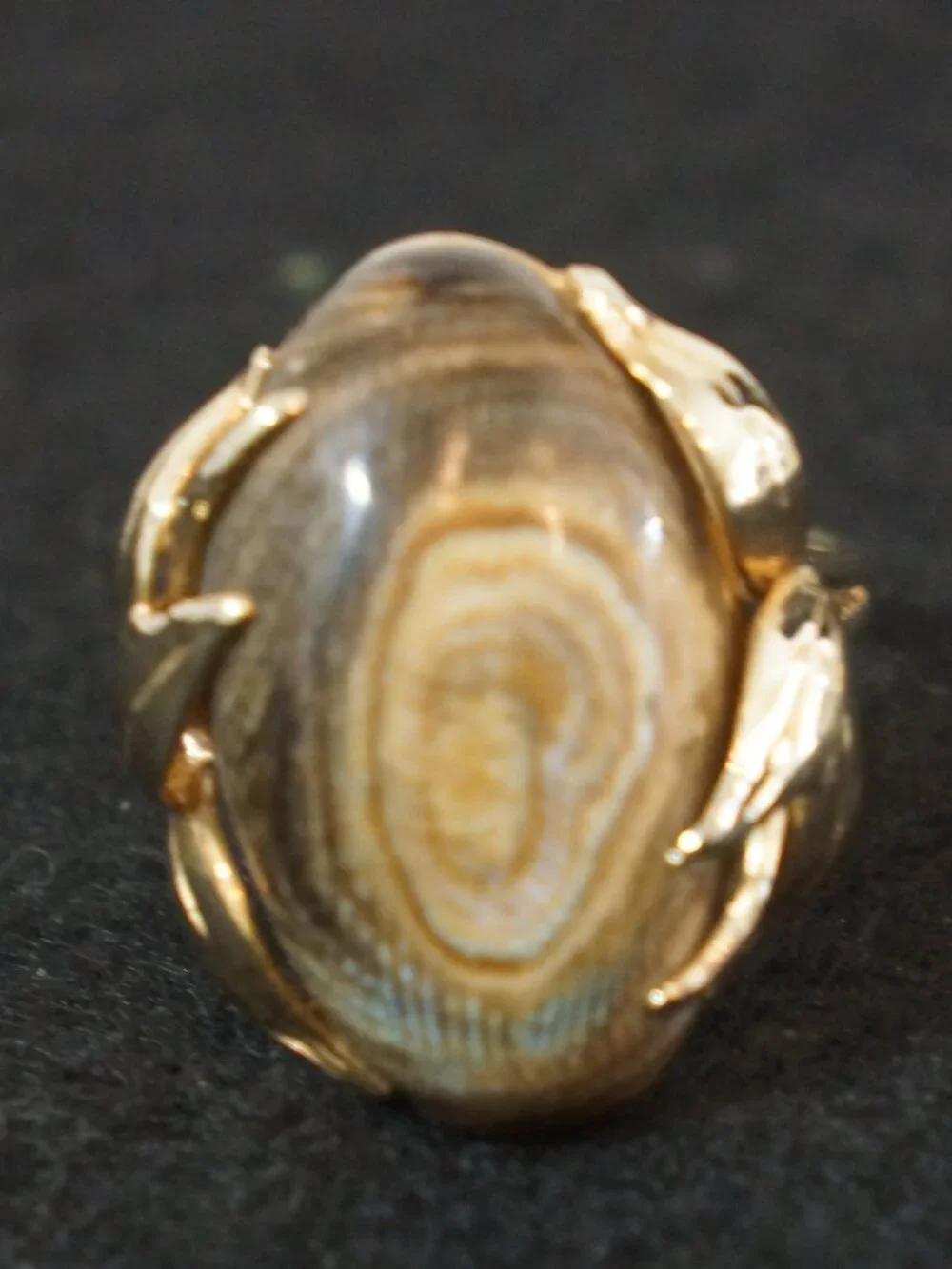 Vintage 14K Gold Banded Agate Leaf Cocktail Ring Custom Monogram J.A. Size 7